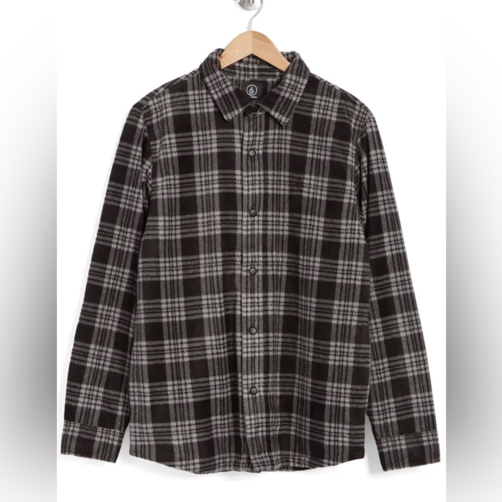 NWOT Plaid Shirt Jacket. Large.